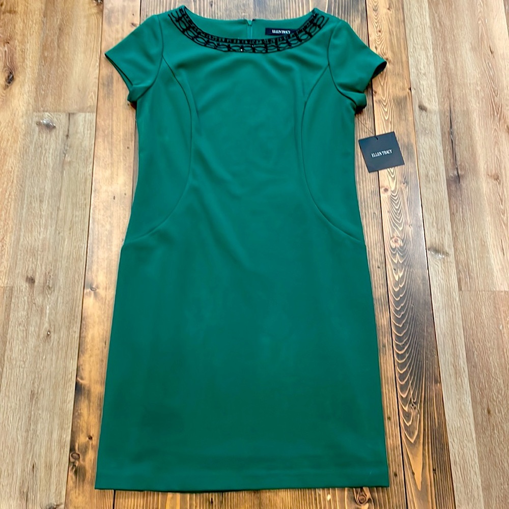 Ellen Tracy Dress. Perfect for the holidays! NWT. Size 4